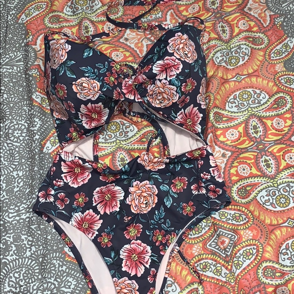 38dd cupshe one piece bikini